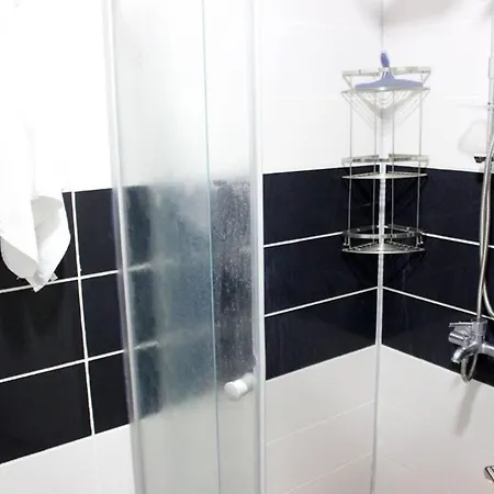 Apartamento 2+1 Flat With Garden For Rent In Datca Center *
