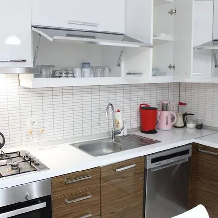 2+1 Flat With Garden For Rent In Datca Center Datça